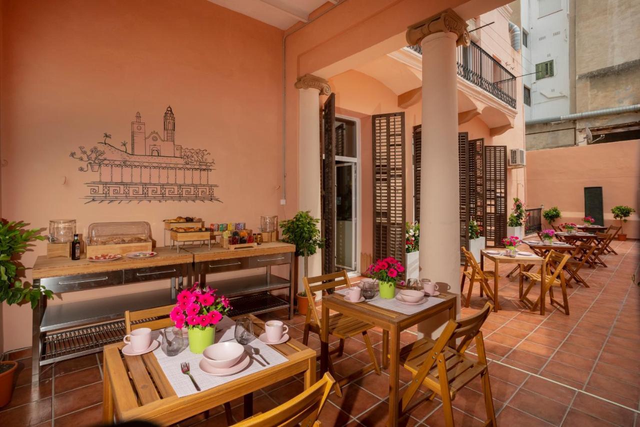 Antonios Hostal Sitges Exteriér fotografie